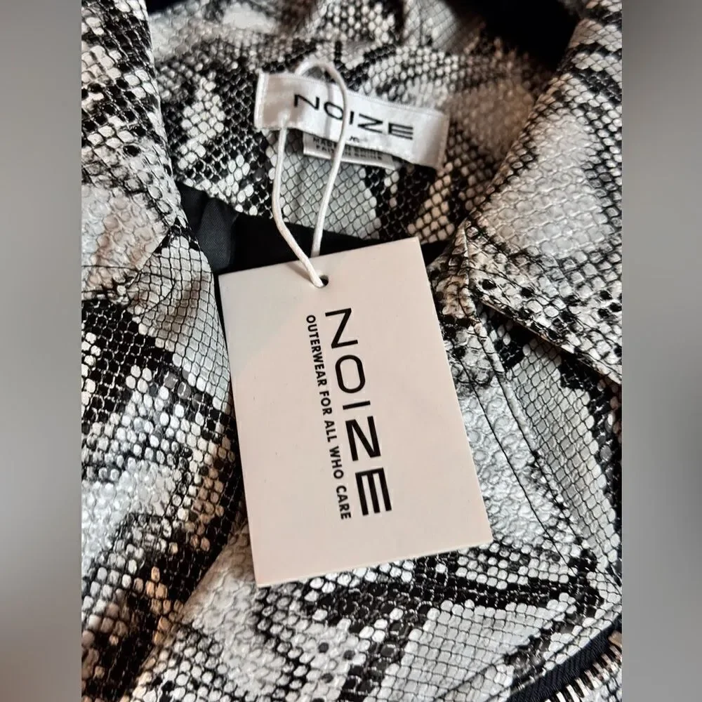 Noize Jacket Womens Size Large dakota snake print Faux Leather Moto zip‎ up New